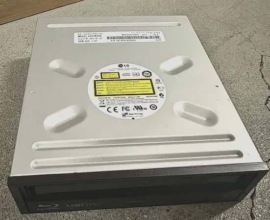 LG BH16NS40 Blu-ray Disc Rewriter SATA Laufwerk